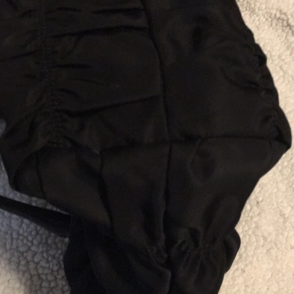 PRADA - Picture 12 of 16